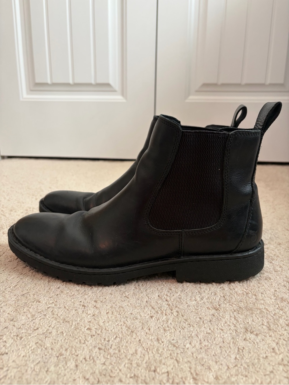 Born Men's Black Leather Chelsea Ankle Boots Slip-On Comfort Round Toe Sz 11.5 M